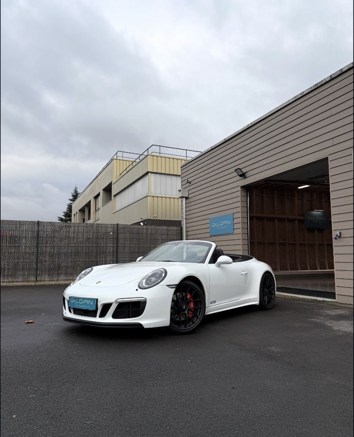 PORSCHE 911 CARRERA GTS CABRIOLET (991.2)