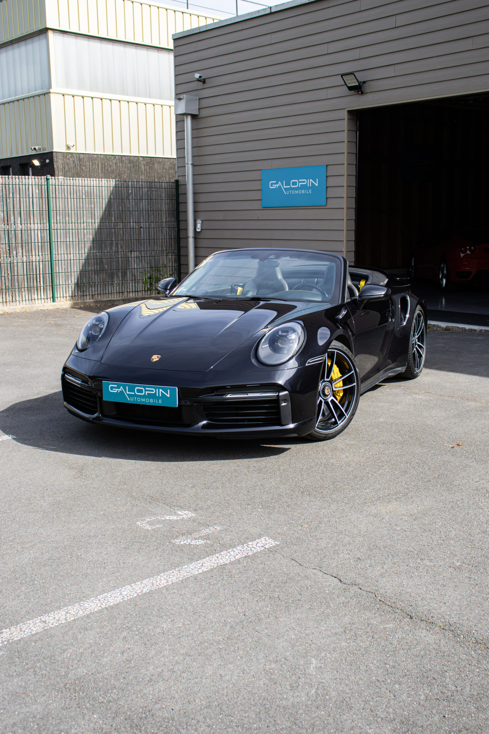 PORSCHE 911 TURBO S (992)