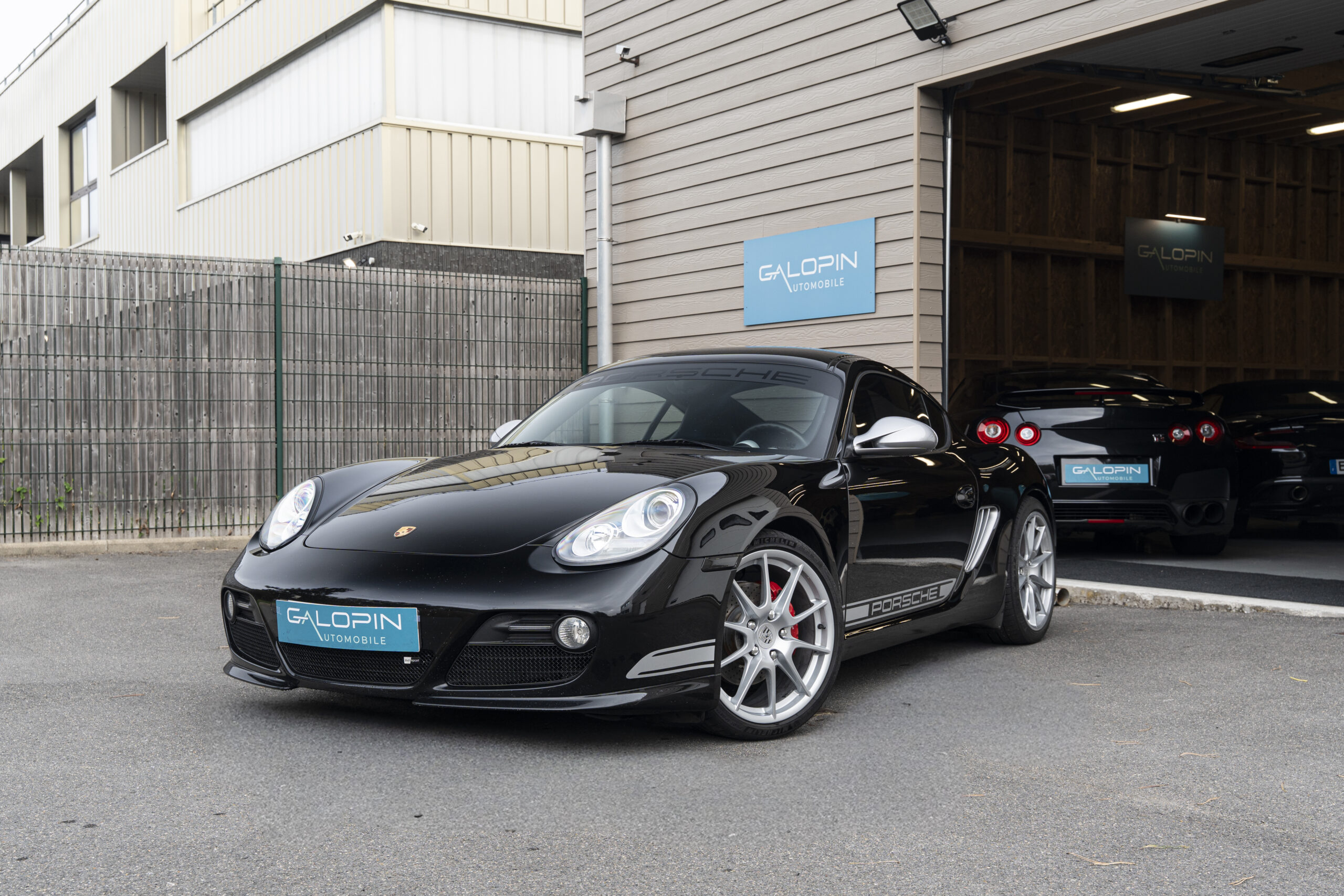 PORSCHE CAYMAN R
